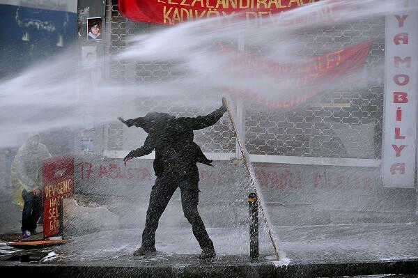 In photos: Turkish police continue controversial use of tear gas