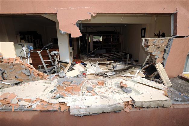 One dead in ISIL-linked magazine bombing in Istanbul