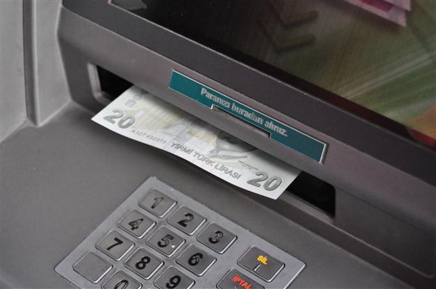 Moody’s says outlook for Turkey’s banking sector negative