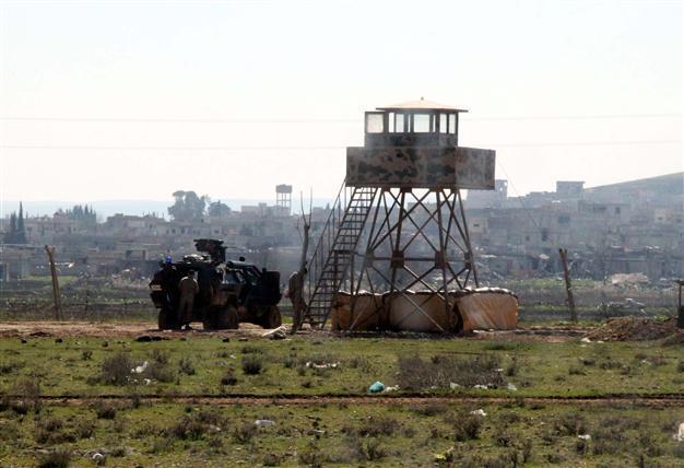 Three Saudis, one Russian arrested near Turkey’s Syrian border