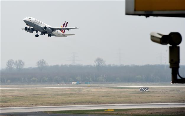Airlines introduce two-person cockpit rule after Alps crash