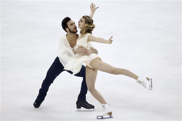 Papadakis, Cizeron clinch world ice dance gold