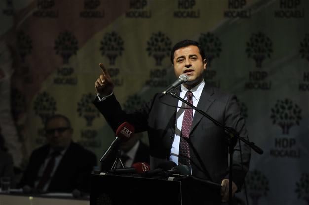 Turkish PM should have thanked Turkish daily for Charlie Hebdo reprinting