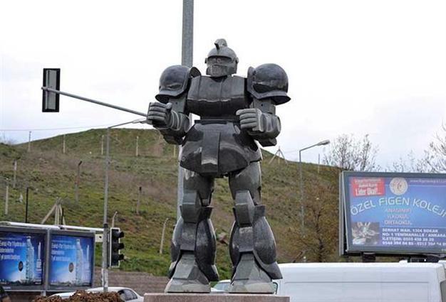 Turkish architects sue Ankara Mayor over ‘Transformers’ statue