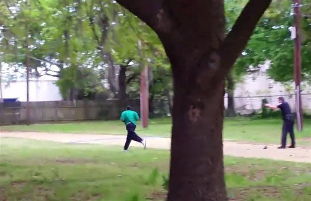 US cop charged with murder over shooting black man