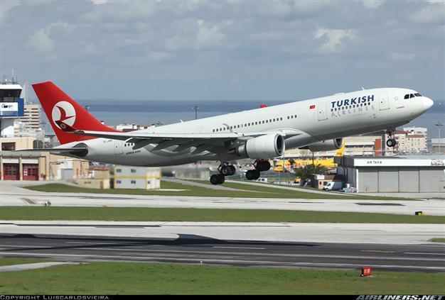 Turkish Airlines plane in forced landing after window shatters