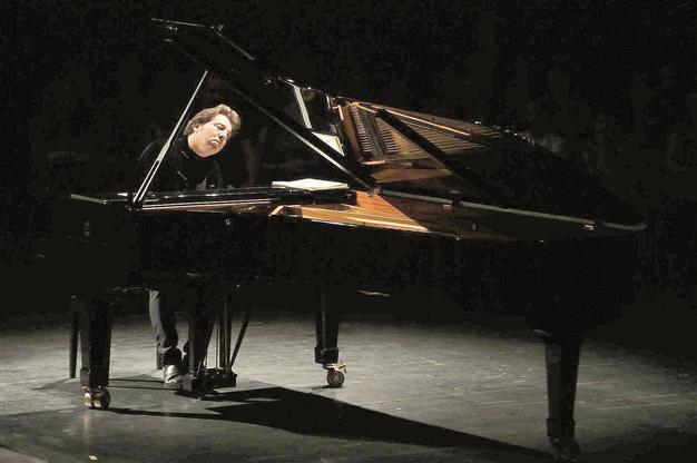 Fazıl Say to play with Orpheus at Carnegie Hall
