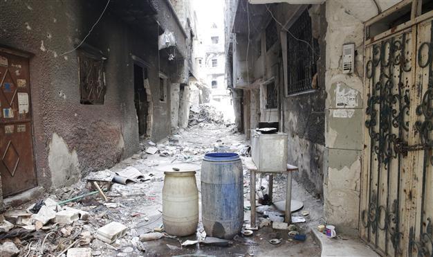 ISIL withdraws from Yarmouk camp, Nusra remains: residents