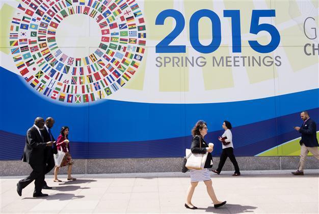 Slow growth, Greek crisis, Ebola on menu as IMF, World Bank meet