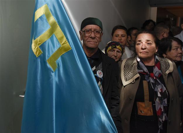 Russia pulls plug on Crimean Tatar TV sparking Ukraine outrage