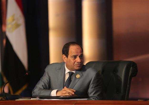Egypt jihadists kill 15 soldiers and two civilians in Sinai