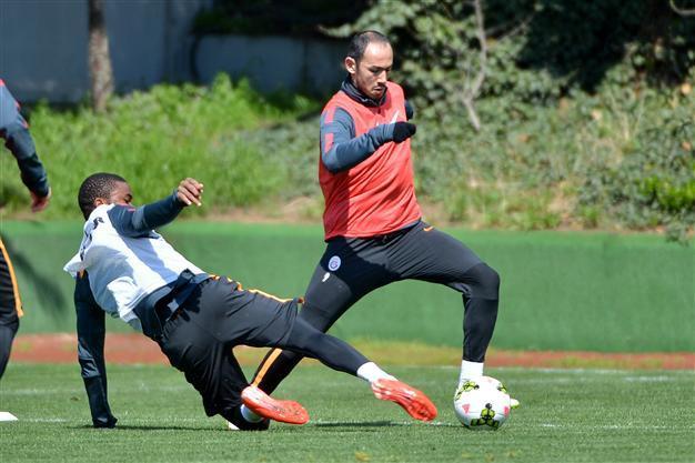 League leader Galatasaray hopes for easy win at home