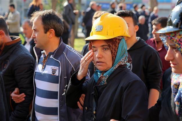 Turkey opens trial into worst mining disaster