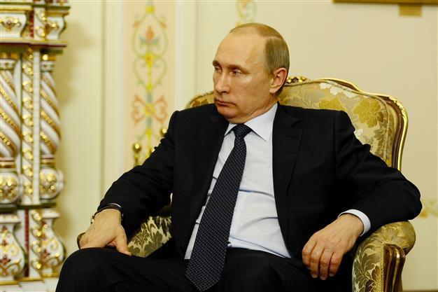 Russia lifts ban on missile deliveries to Iran, start oil-for-goods swap