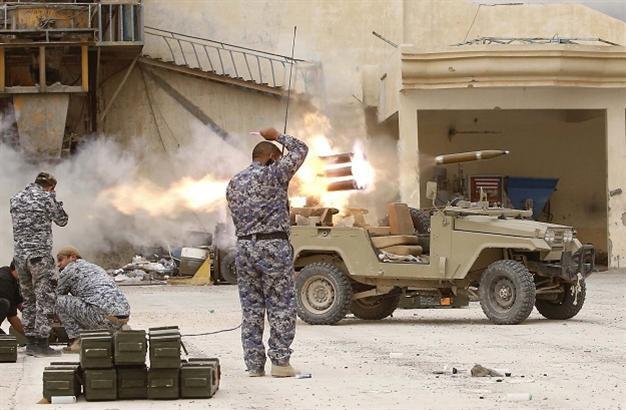 Ground forces enter Iraq’s biggest refinery: Official