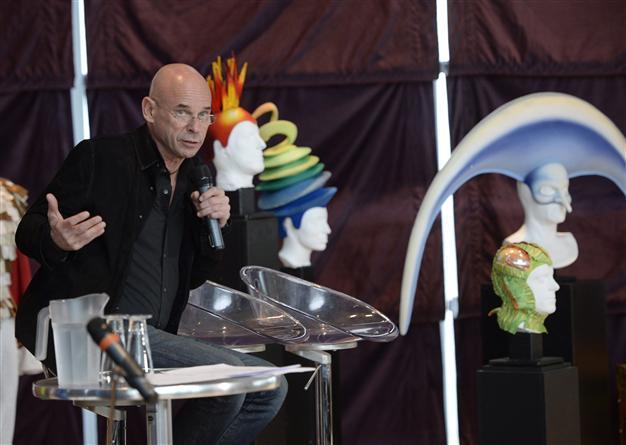 US and Chinese investors buy Cirque du Soleil
