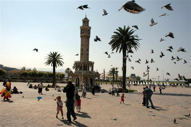 Legislative changes boost tax revenues of Istanbul, İzmir: Moody’s