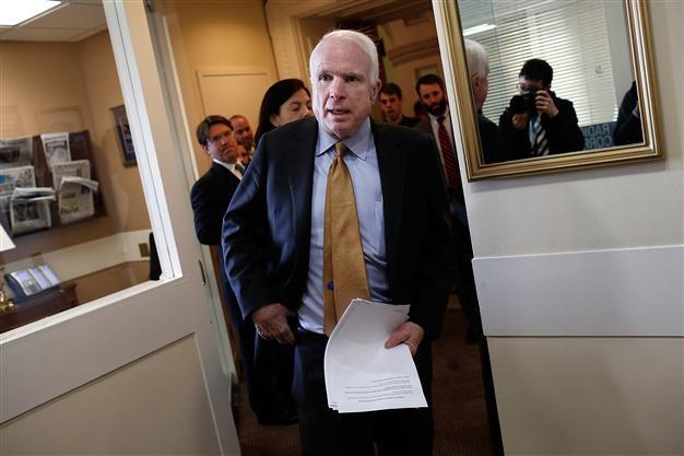 U.S. senators call for humanitarian safe zones in Syria