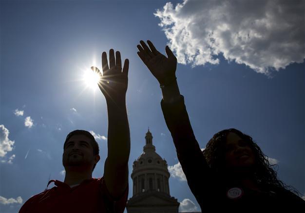 Baltimore lifts curfew, National Guard begins pullout
