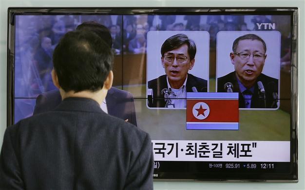 South Koreans detained in North say they spied for Seoul: CNN