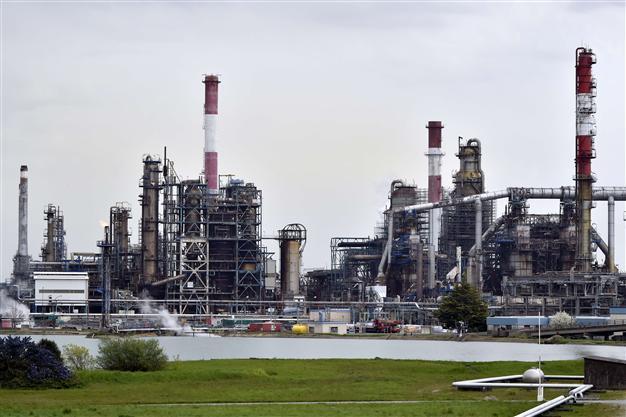 China becomes worlds top crude buyer despite economy stuttering