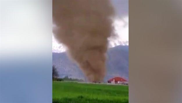 VIDEO: Massive whirlwind in Antalya causes panic