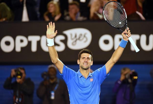 Djokovic fights off Wawrinka to reach Open final