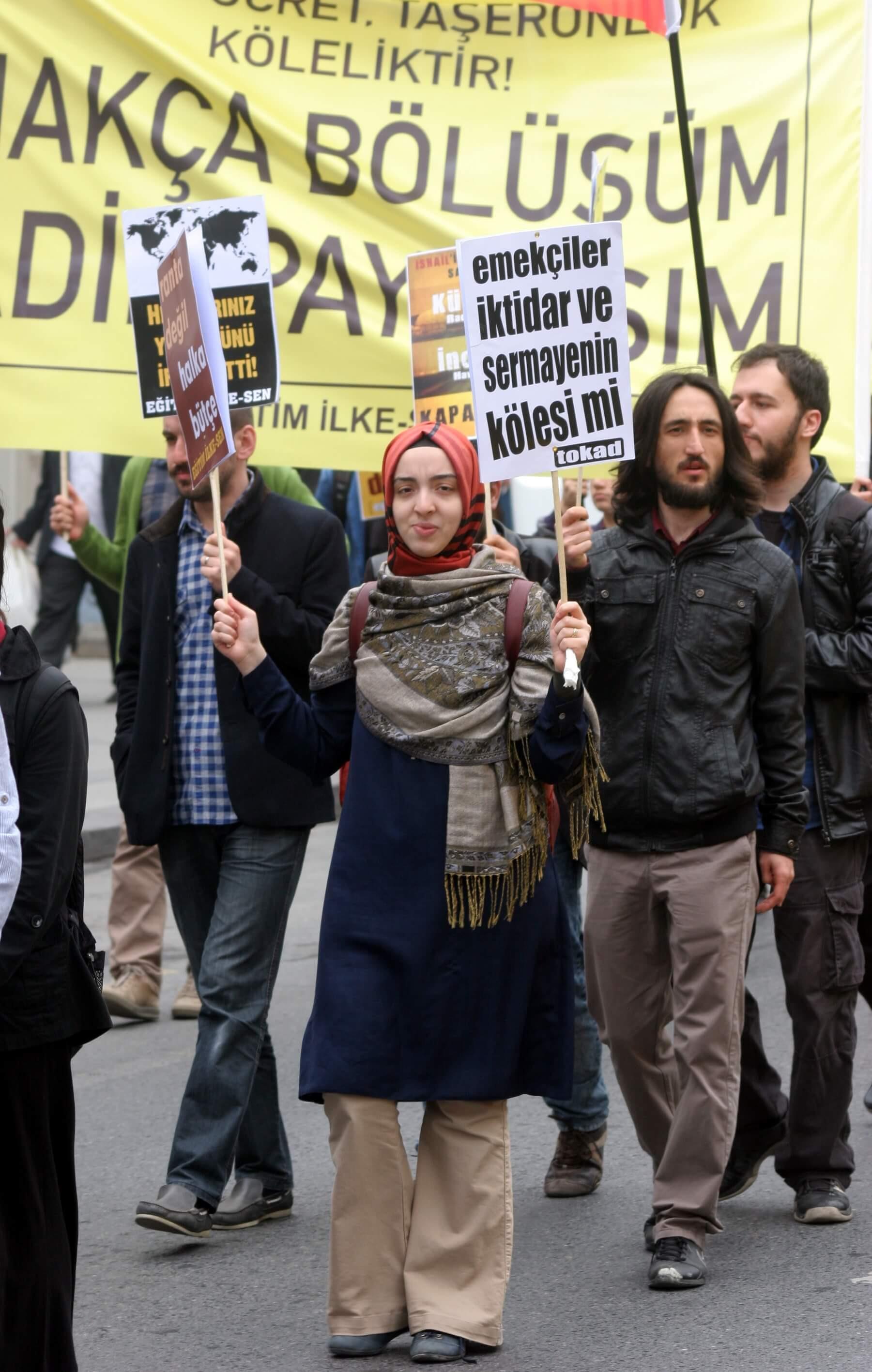 As it happened: Turkey marks tense May Day as police enforce lockdown in central Istanbul