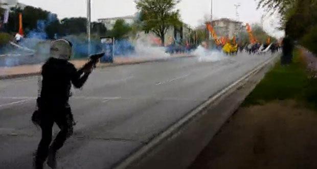 As it happened: Turkey marks tense May Day as police enforce lockdown in central Istanbul