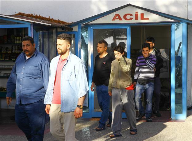 Migrant boat sinks in Aegean Sea, killing at least one