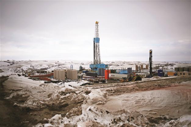 Oil market strikes 2015 highs