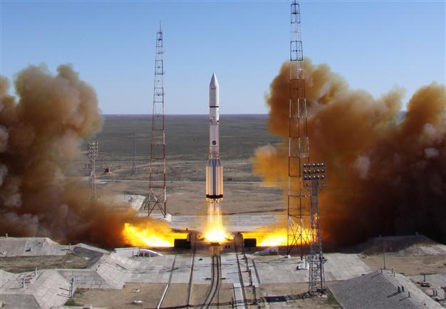 Russia restarts spacecraft after embarrassing failures