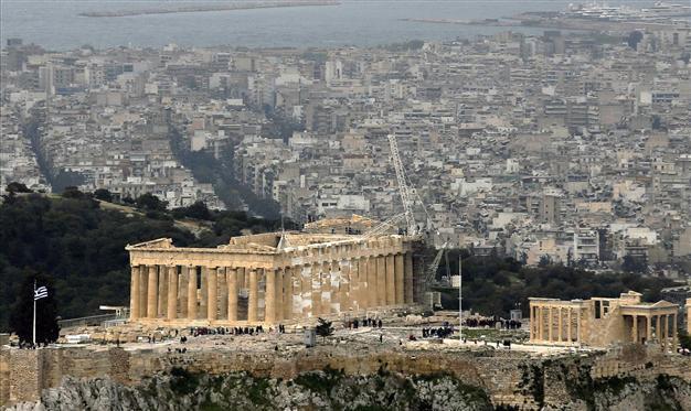 Germans’ budding holiday romance with Greece