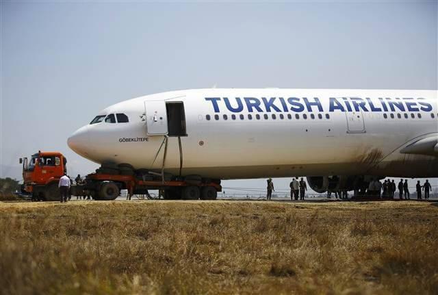 Nepal airport re-opens after four-day shutdown