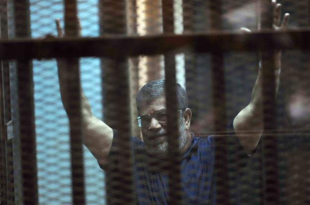 US deeply concerned by Morsi death sentence in Egypt