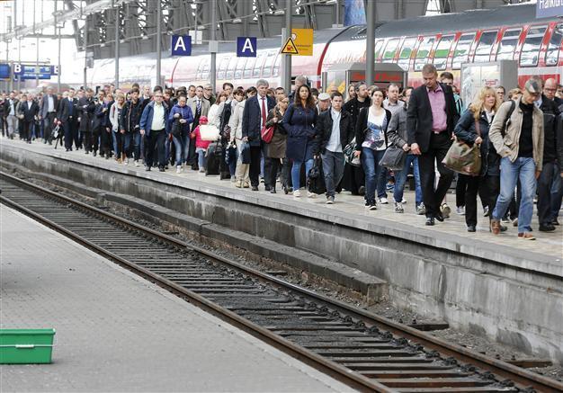 Train strike spreads to German passenger routes, millions delayed