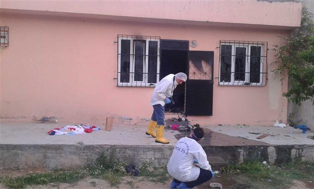 House set alight after wedding gunfight kills three in Turkeys west