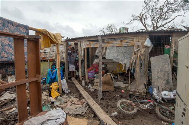 Help us rebuild, Vanuatu president urges world