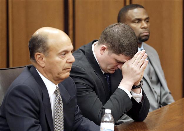 US cop acquitted in shooting death of unarmed black couple