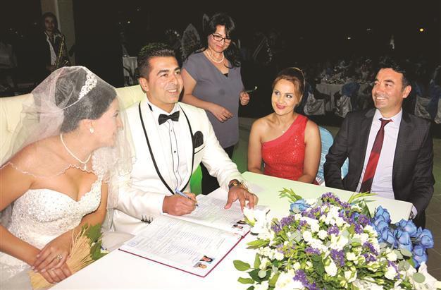 Top court ruling on religious marriages sparks debate in Turkey
