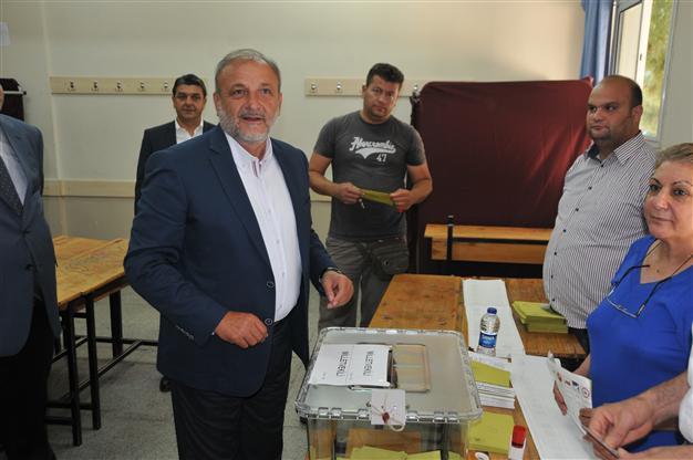 Turkey’s nationalist MHP says too soon to consider coalition role