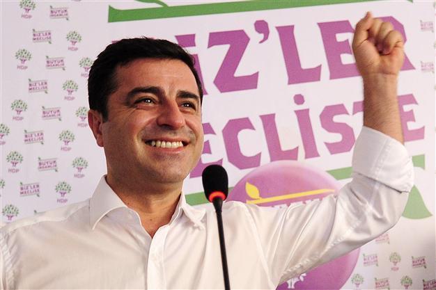 HDP celebrates success at polls in Istanbul, Van