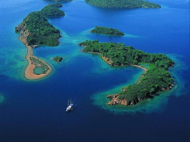 Court adopts a stay of execution for three of Turkey’s remote idyllic Aegean bays