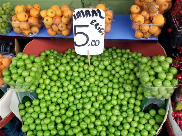 Turkish grocer converts ‘priest plum’ into ‘imam plum’