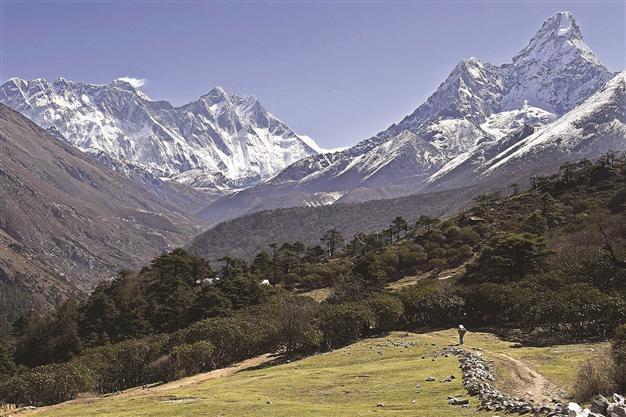 Nepal quake moved Everest southwest