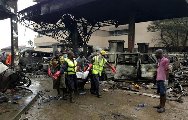 At least 90 killed in Ghana petrol station fire