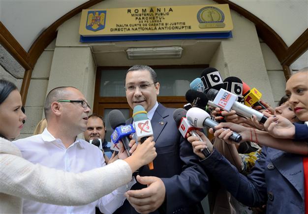 Romanian PM under criminal investigation, rebuffs resignation calls