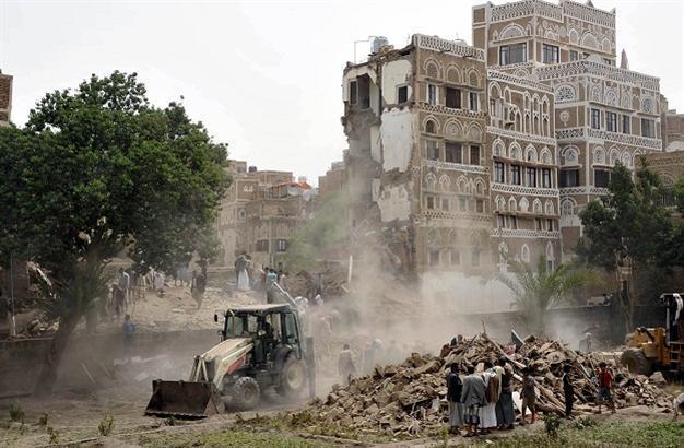 UNESCO condemns ancient houses’ destruction in Sanaa ’strike’
