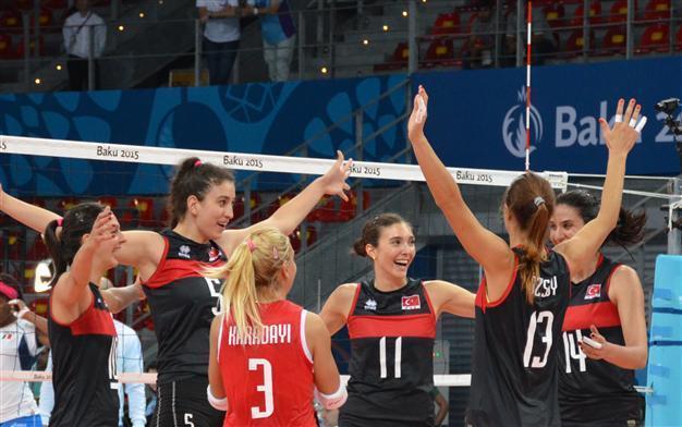 Turkish women beat Romania in straight sets