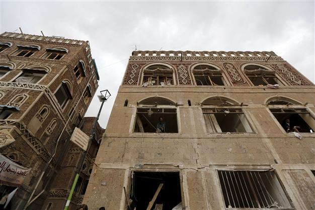 Air strikes kill 15 in Yemen attacks: Houthi media